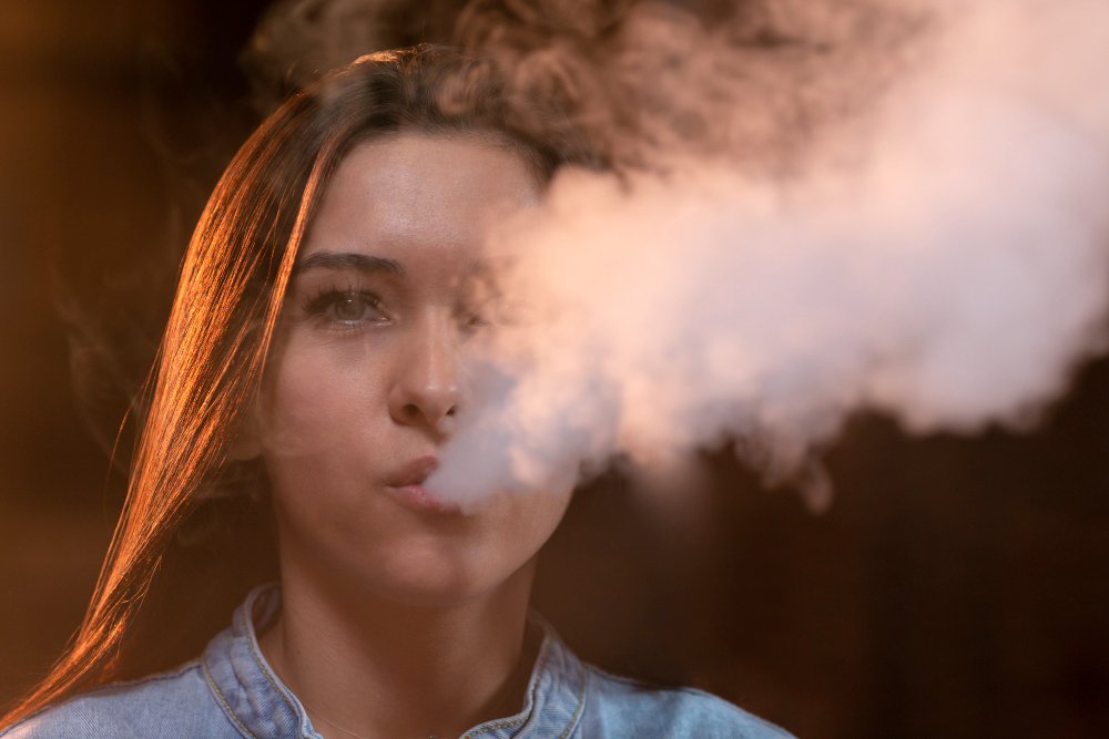 Cum să discuți cu adolescentul tău despre pericolele fumatului
