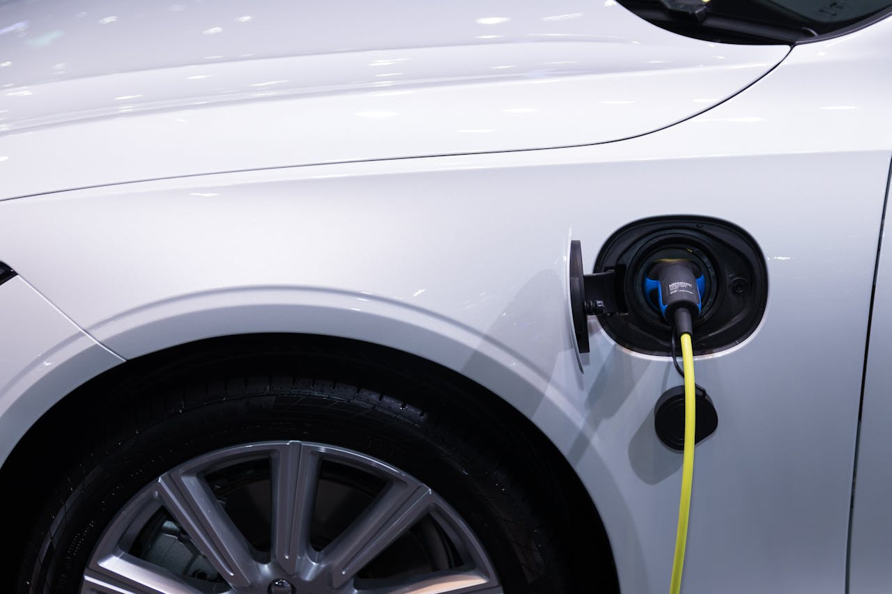 Cum îți protejezi investiția într-o mașină electrică pe termen lung