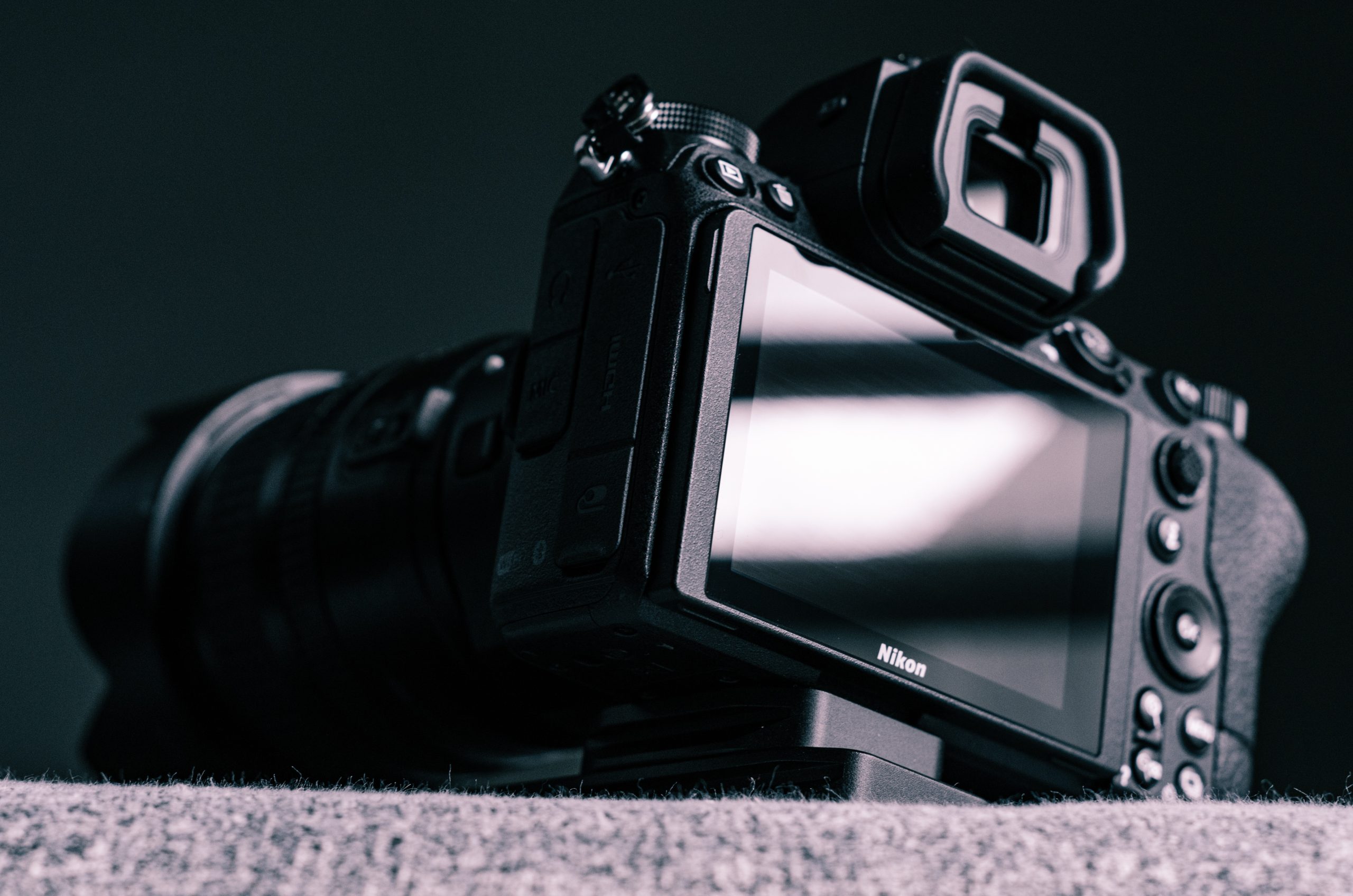 Full-frame sau APS-C: ce senzor merită ales pentru fotografie și filmare